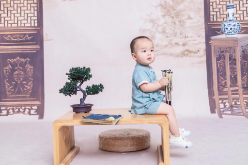 涟源蜡笔小新美伢怀孕